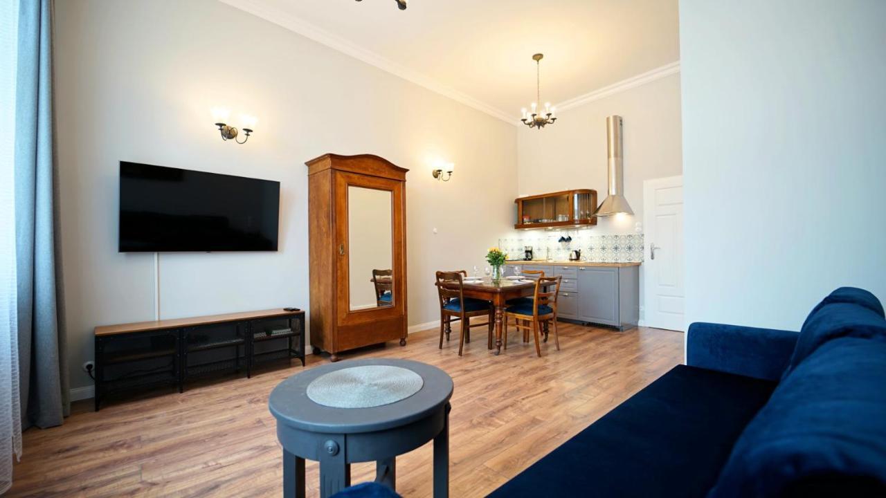 Apartamenty Everysky - Plac Ratuszowy 51 Jelenia Góra Kültér fotó