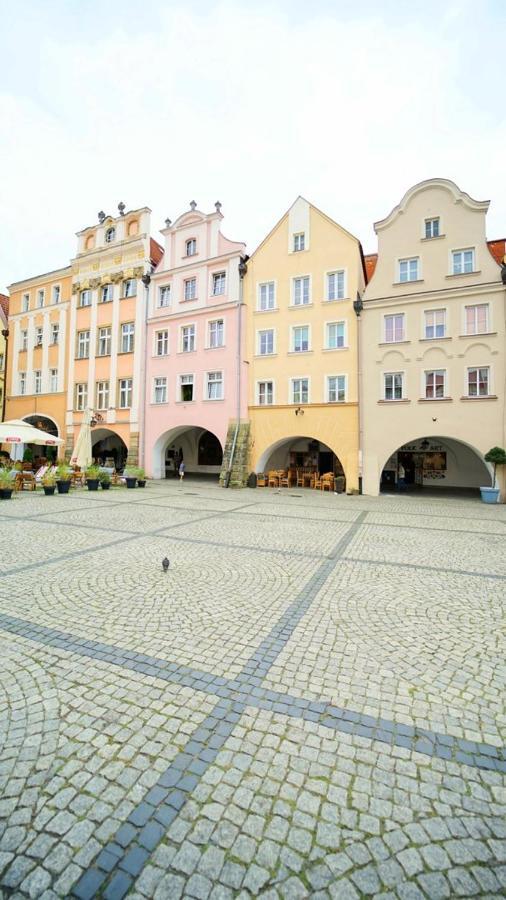 Apartamenty Everysky - Plac Ratuszowy 51 Jelenia Góra Kültér fotó